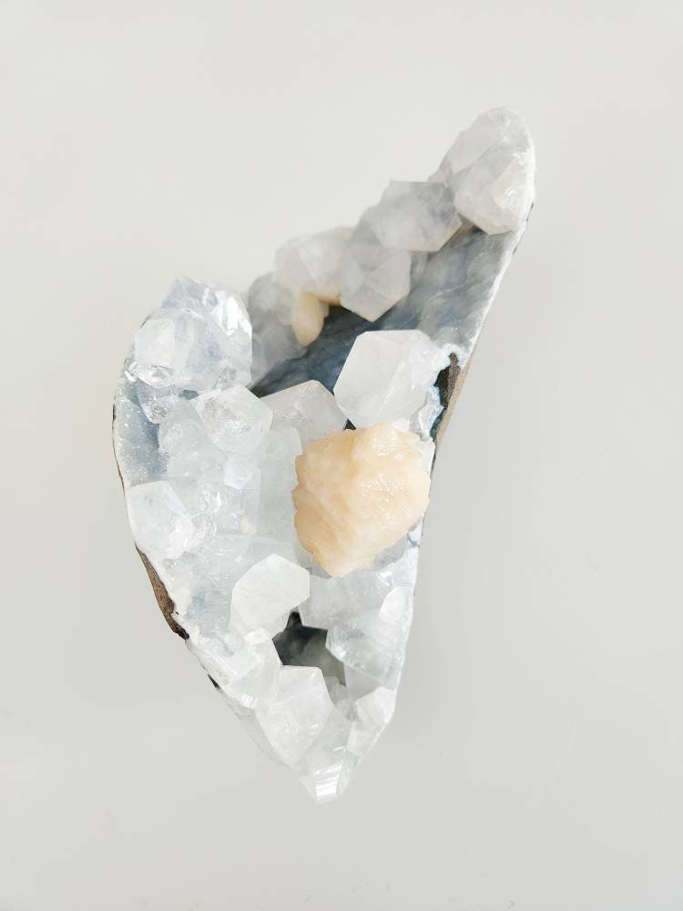 Blue chalcedony, apophyllite & stilbite crystal
