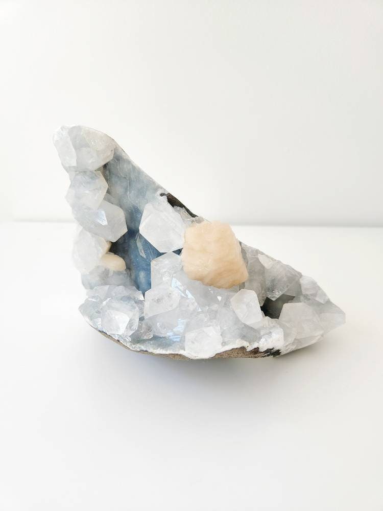 Blue chalcedony, apophyllite & stilbite crystal