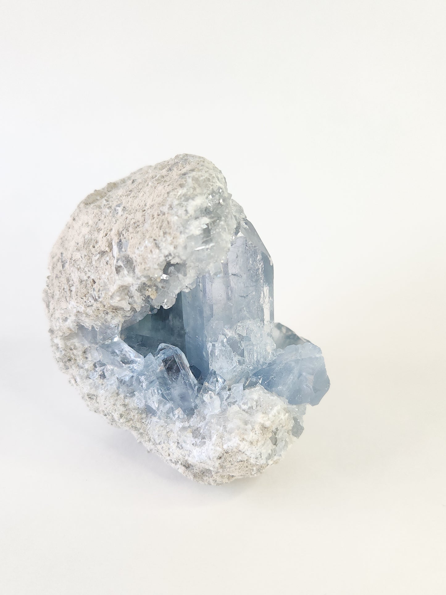 Stunning museum quality celestite formation