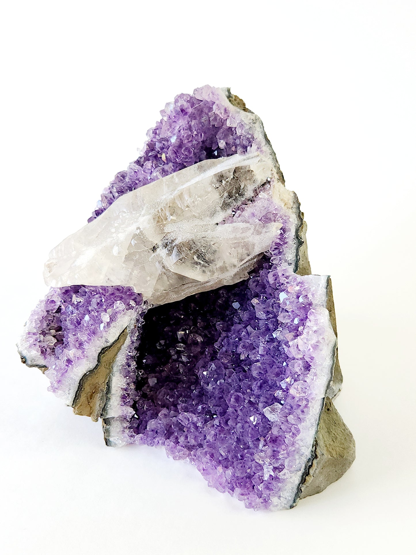 Amethyst and calcite sugar crystal cut base