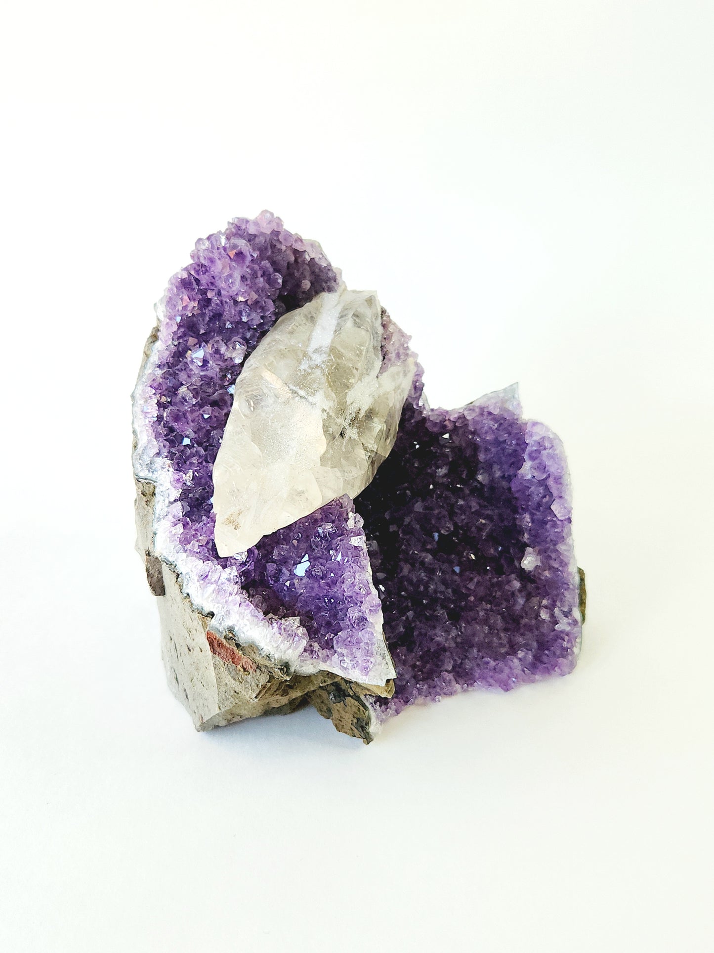 Amethyst and calcite sugar crystal cut base