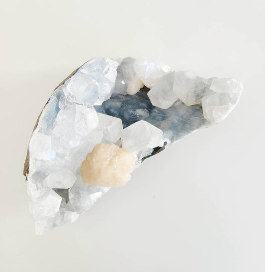 Blue chalcedony, apophyllite & stilbite crystal